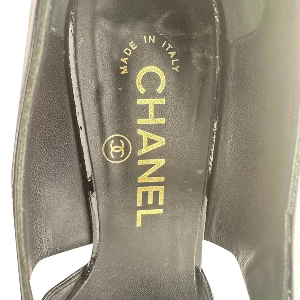 Chanel Almond-Toe Mary Jane Pumps in Black Patent Leather